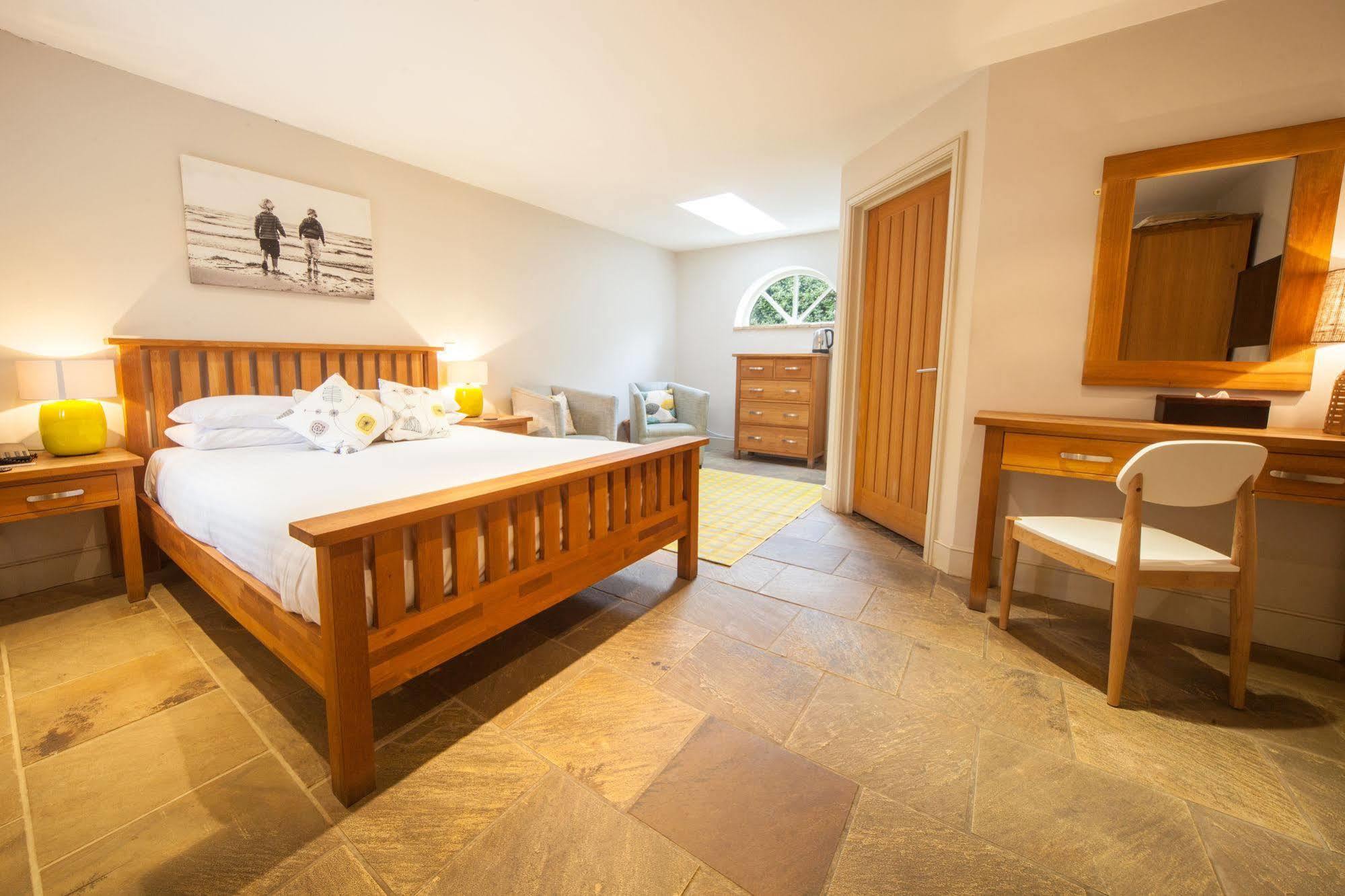 Titchwell Manor Hotel Экстерьер фото