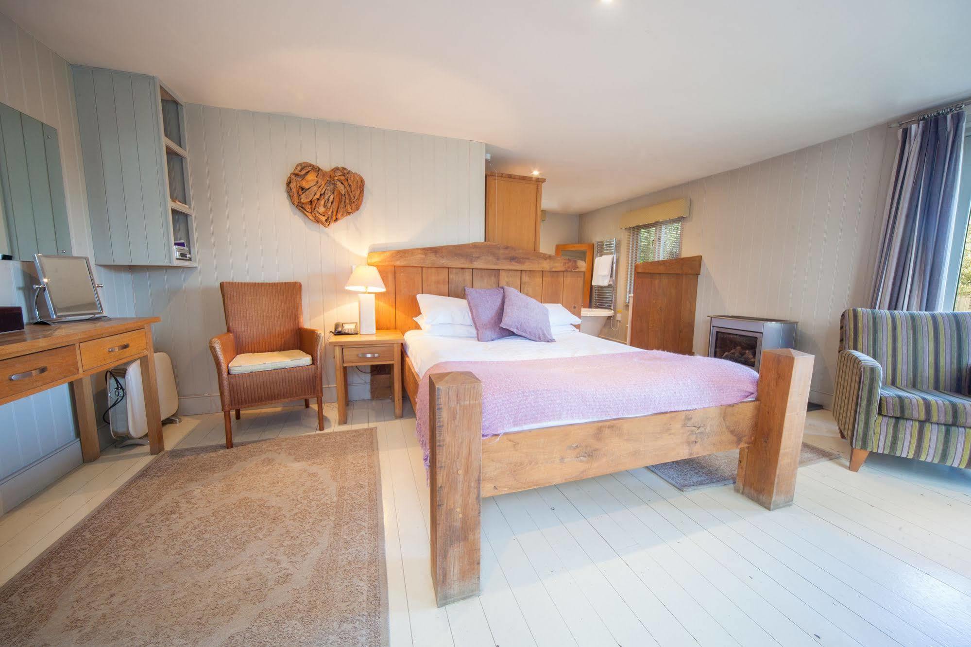 Titchwell Manor Hotel Экстерьер фото