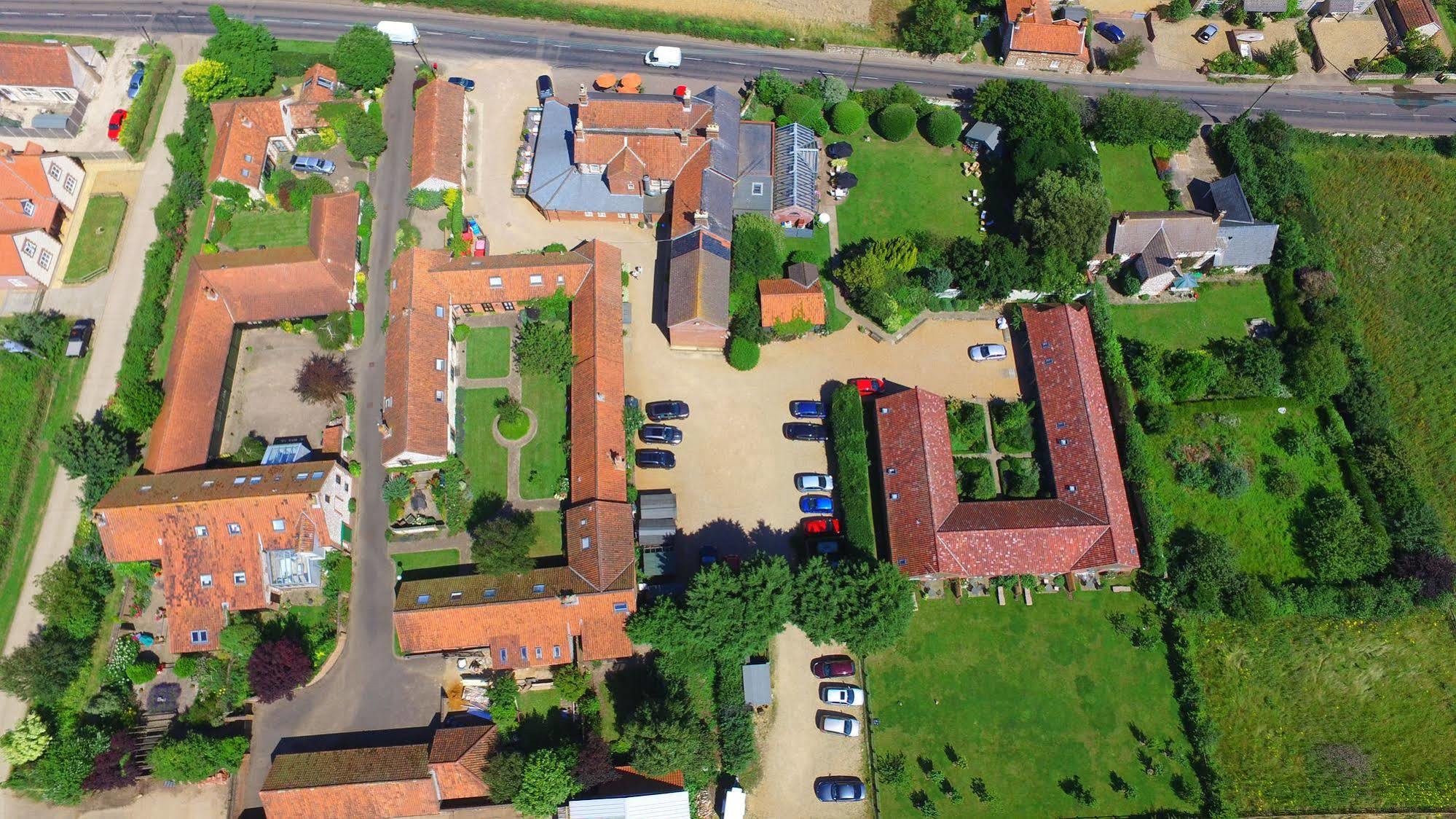 Titchwell Manor Hotel Экстерьер фото
